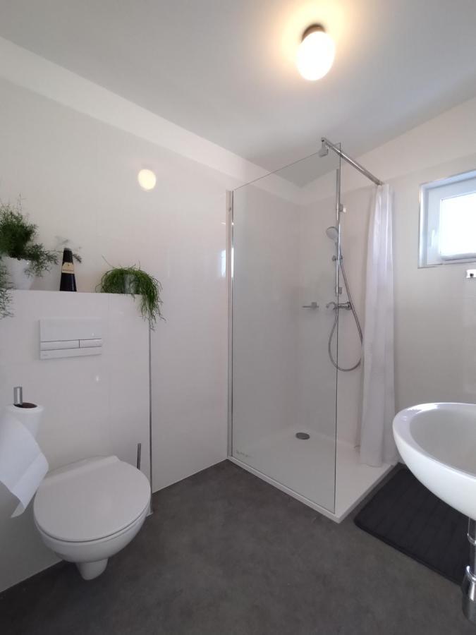 Attic Apartment Catnip براتسيلافا المظهر الخارجي الصورة